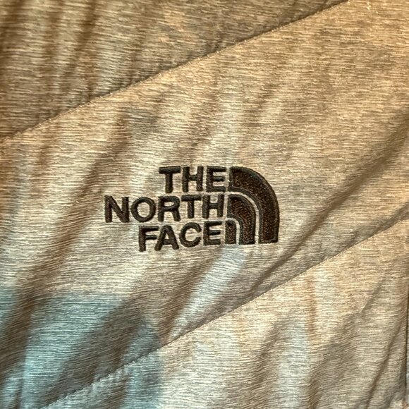 The North Face Tamburello Quilted Hooded Jacket Women's Size Small Grey Puffer - Picture 2 of 11
